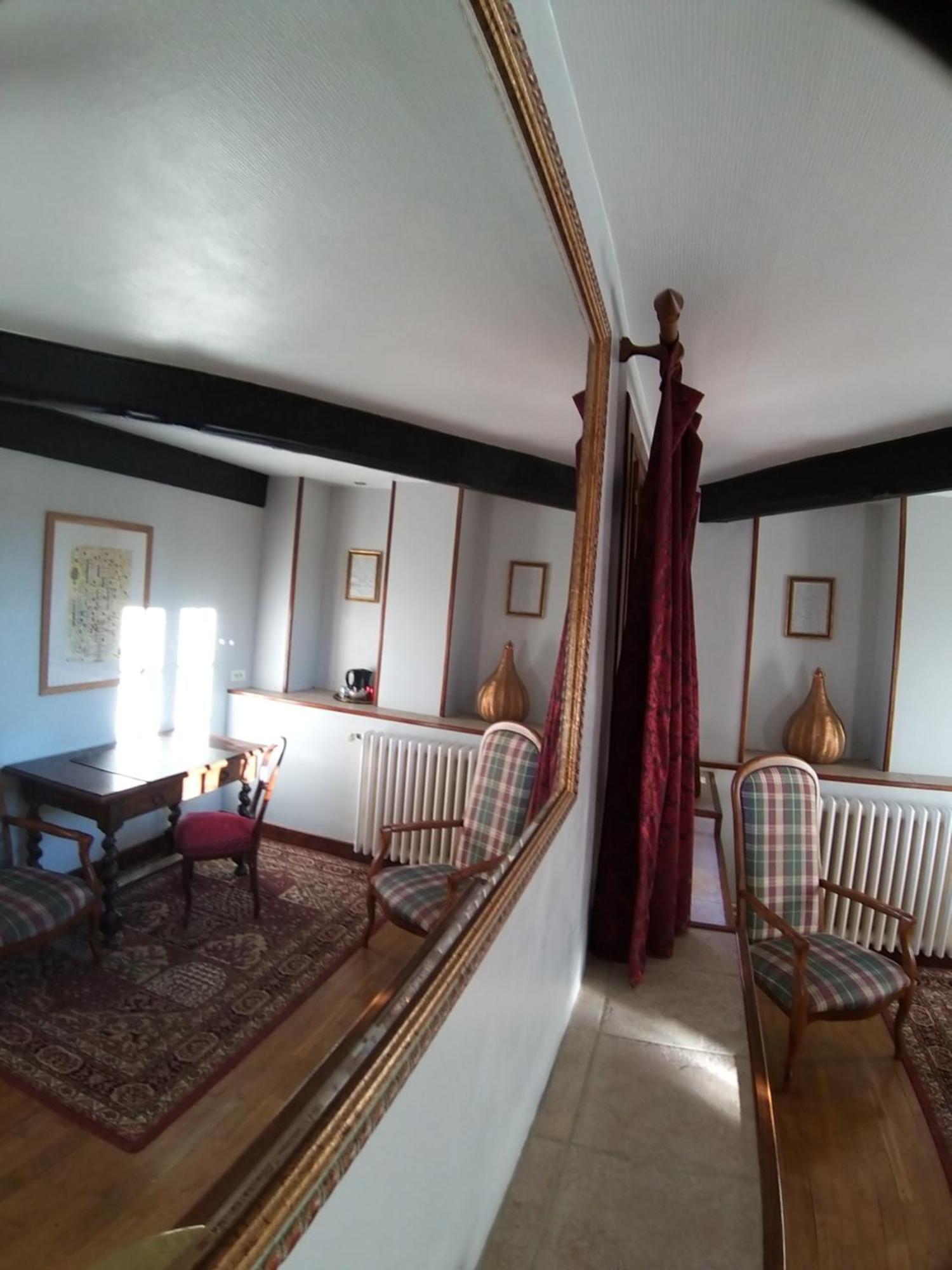 Manoir XV Domaine De Peyrafort Tulle Buitenkant foto